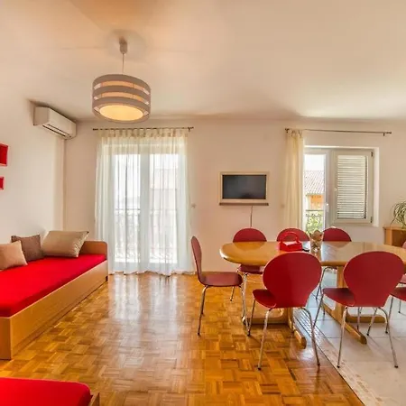 Apartment Lidija *